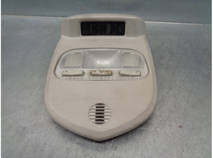 Recambio de luz interior para peugeot 5008 1.6 hdi fap referencia OEM IAM 9681370177 