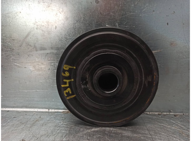 Replacement crankshaft pulley for Ford Focus Saloon (CAK) 1.6 16V CAT OEM IAM reference 2S6G6B321AA 