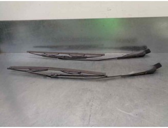 Recambio de brazo limpia delantero derecho para peugeot 309 1.6 referencia OEM IAM 