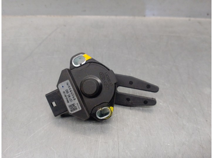 Recambio de sensor para hyundai i20 ii (gb, ib) 1.2 referencia OEM IAM 93840B2100 
