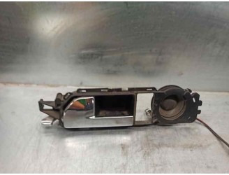 Replacement front left interior door handle for Volkswagen Touareg (7LA) 3.0 V6 TDI DPF OEM IAM reference 7L6837112 