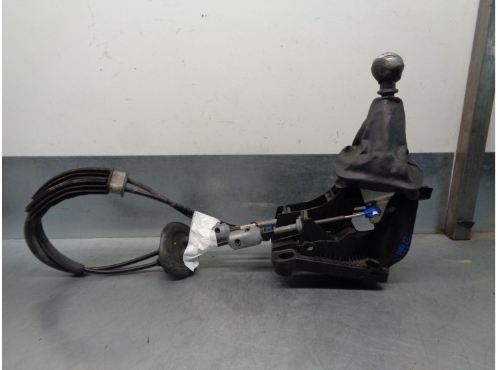 Recambio de palanca cambio para peugeot 5008 1.6 hdi fap referencia OEM IAM 9672372980  