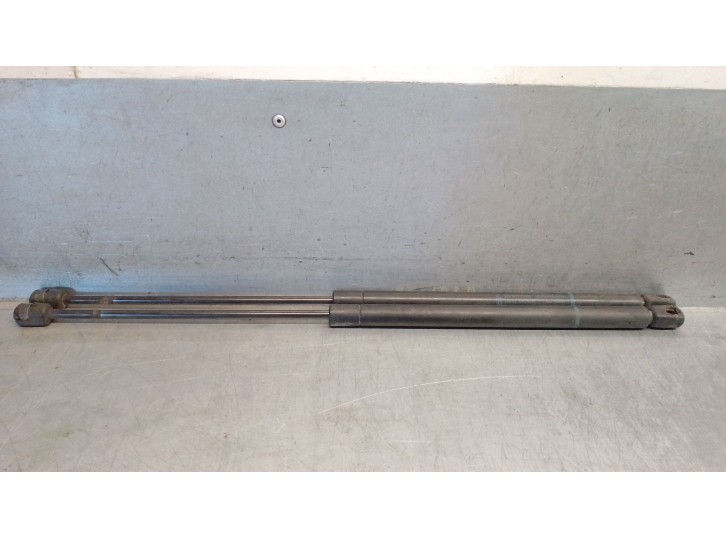 Recambio de amortiguadores maletero / porton para ford escort berlina/turnier 1.6 16v cat referencia OEM IAM 93ABA406A10B1B 4162