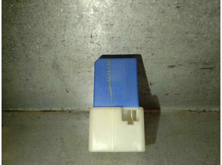 Recambio de rele para infiniti fx 3.7 v6 cat referencia OEM IAM 2523079917  