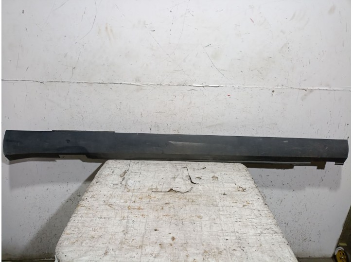 Recambio de faldon lateral para seat altea (5p1) 2.0 tdi 16v referencia OEM IAM 5P0853852D 5P0853852F 