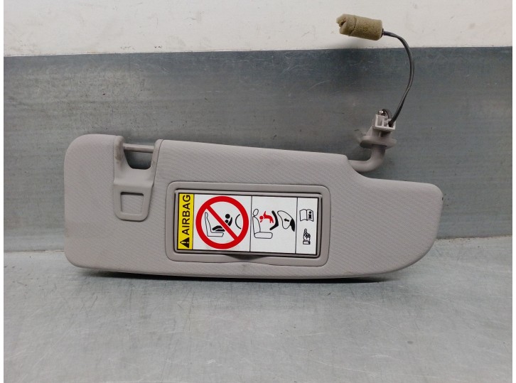 Recambio de parasol derecho para alfa romeo giulia (952) 2.2 jtdm cat referencia OEM IAM 156110577  