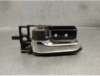 Recambio de maneta interior trasera izquierda para toyota avensis wagon (t25) 2.2 d-cat referencia OEM IAM 50594A1  5 PUERTAS