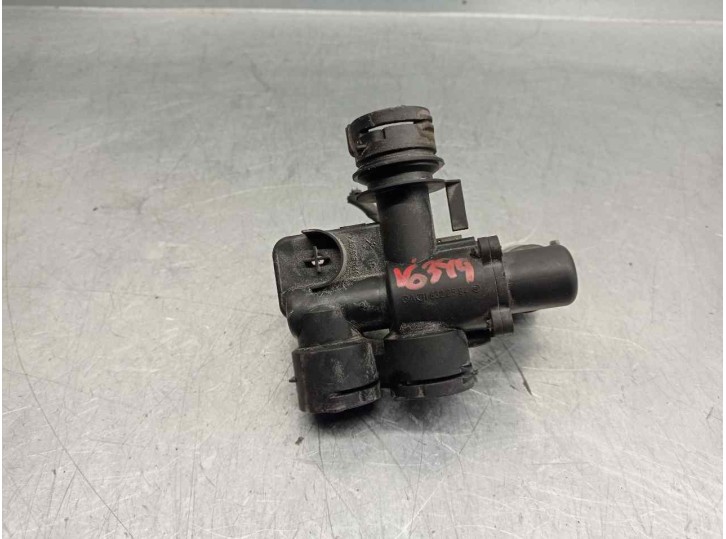 Recambio de valvula intercambio de calefaccion para mercedes-benz clase cls (w219) 3.0 cdi cat referencia OEM IAM A2118320584 