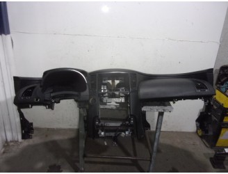 Recambio de salpicadero para infiniti fx 3.7 v6 cat referencia OEM IAM 682001CA0B NEGRO 