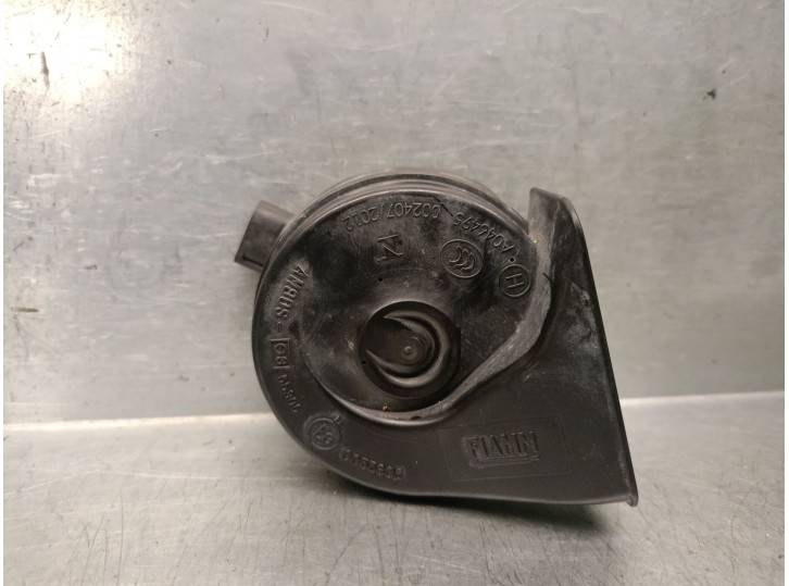 Recambio de claxon para bmw x4 (f26) xdrive 20 d referencia OEM IAM 7217703  