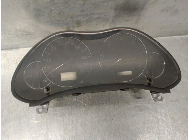 Recambio de cuadro instrumentos para toyota avensis wagon (t25) 2.2 d-cat referencia OEM IAM 8380005850 MB2574300290 DENSO