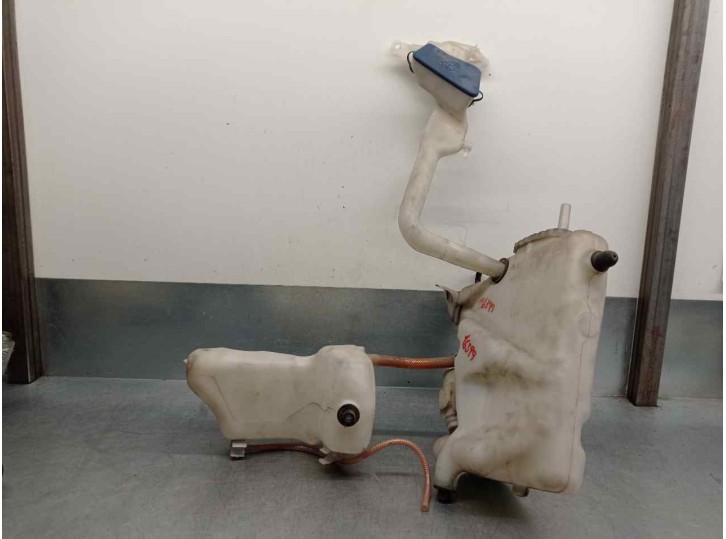 Recambio de deposito limpia para mercedes-benz clase cls (w219) 3.0 cdi cat referencia OEM IAM 2118601460 A2118602160 