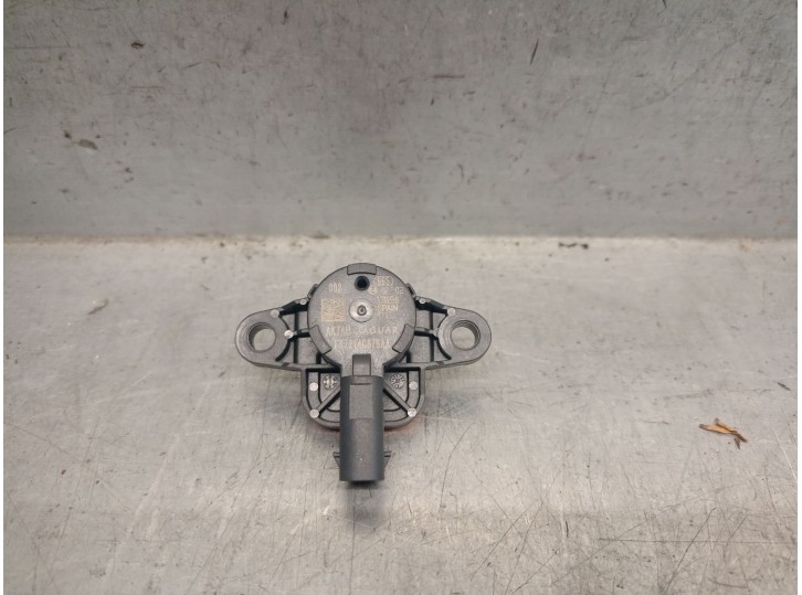 Recambio de sensor impacto para jaguar xe (x760) 2.0 d referencia OEM IAM FK7214C676AA  