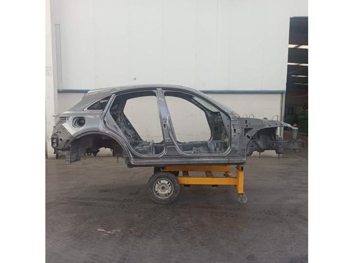 Recambio de carroceria para infiniti fx 3.7 v6 cat referencia OEM IAM 641801CA0A CORTE DE CARROCERIA 