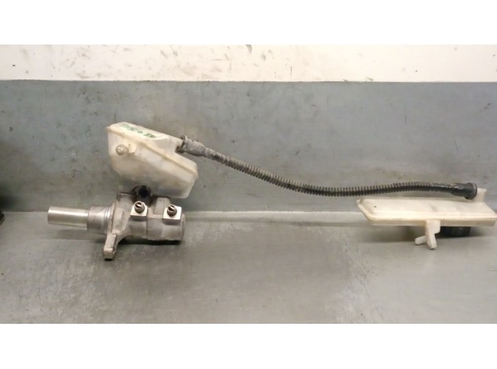 Recambio de bomba freno para citroën c4 picasso ii 1.2 thp 130 referencia OEM IAM 1610017880 1610017880 