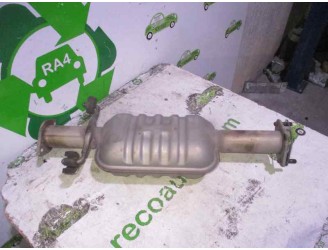 Recambio de tubo escape central para kia carnival 2.9 crdi cat referencia OEM IAM 286504D351 
