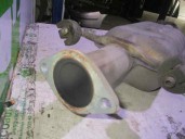 Recambio de tubo escape central para kia carnival 2.9 crdi cat referencia OEM IAM 286504D351 