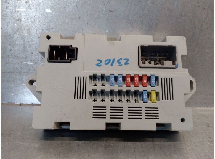 Recambio de caja reles / fusibles para jaguar xe (x760) 2.0 d referencia OEM IAM CPLA14Q073AA 