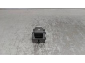 Recambio de mando elevalunas trasero derecho para alfa romeo giulia (952) 2.2 jtdm cat referencia OEM IAM 1561075620  