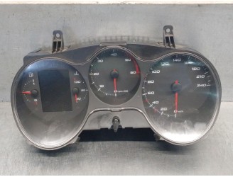 Recambio de cuadro instrumentos para seat leon (1p1) 1.6 tdi referencia OEM IAM 1P0920853D 1P0920853DX A2C53434925 VDO