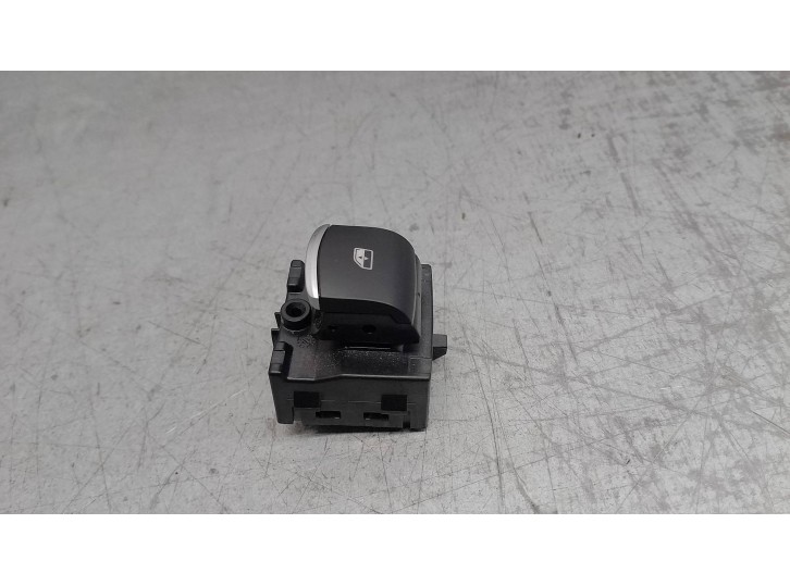 Recambio de mando elevalunas trasero izquierdo para alfa romeo giulia (952) 2.2 jtdm cat referencia OEM IAM 1561075620 