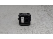 Recambio de mando elevalunas trasero izquierdo para alfa romeo giulia (952) 2.2 jtdm cat referencia OEM IAM 1561075620 