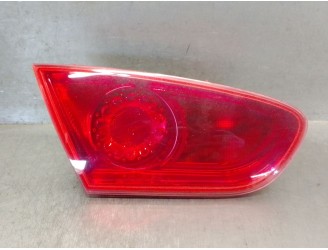 Replacement left tailgate rear light for Seat Leon (1P1) 1.6 TDI OEM IAM reference 1P0945093F 1P0945111D 89320291 VALEO