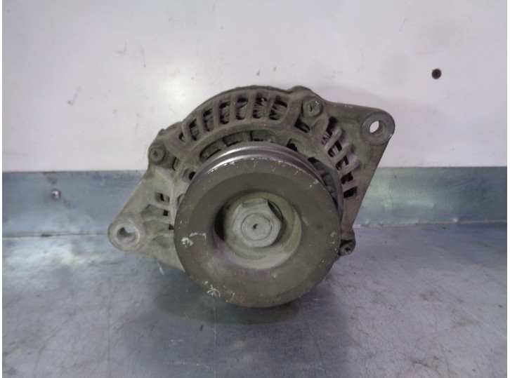 Recambio de alternador para ford ranger (es) 2.5 tdci cat referencia OEM IAM WLAA18300A A21C1479ZT MITSUBISHI