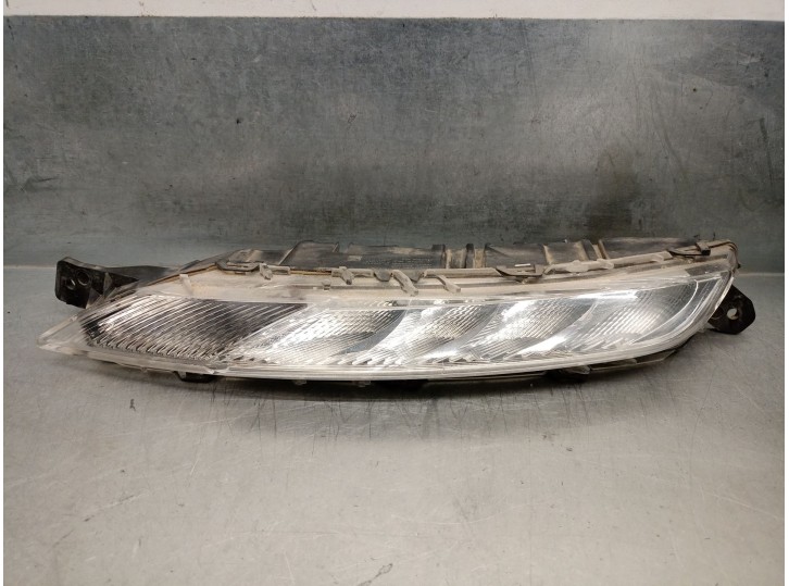 Recambio de piloto delantero izquierdo para citroën c4 picasso ii 1.2 thp 130 referencia OEM IAM 9676036380 89208991 VALEO