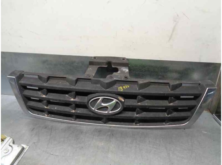 Replacement front grille for hyundai accent (lc) 1.5 crdi cat OEM IAM reference 8636125620 