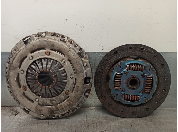 Recambio de kit embrague para hyundai kona 1.0 tgdi cat referencia OEM IAM 4130026550 