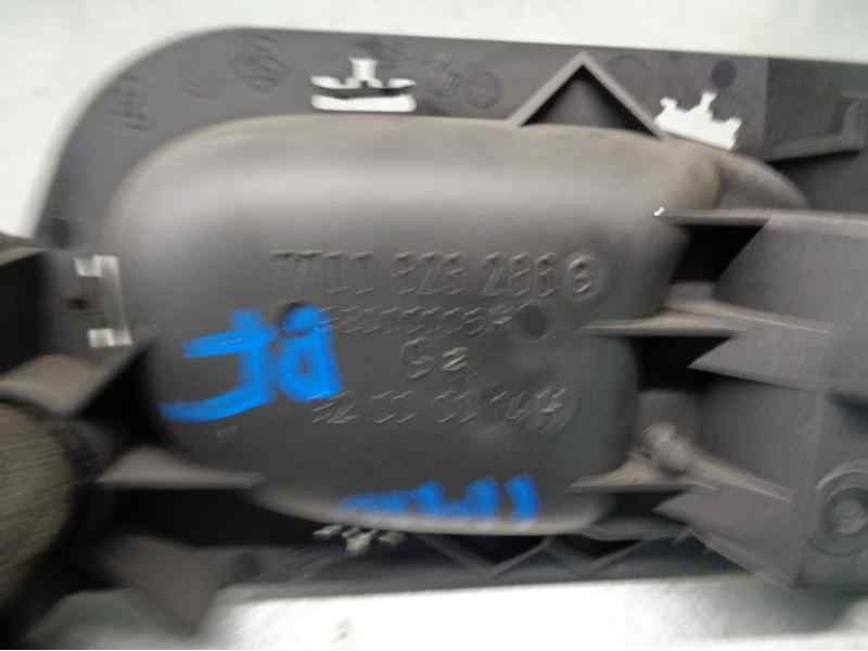 Recambio de maneta interior delantera izquierda para renault laguna (b56) 2.0 referencia OEM IAM 7700823286  