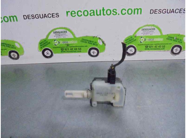 Recambio de motor tapa deposito combustible para volvo c70 cabriolet 2.4 turbodiesel referencia OEM IAM   