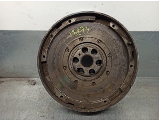 Recambio de volante motor para audi a4 berlina (8e) 2.0 16v fsi referencia OEM IAM 06B105266E  