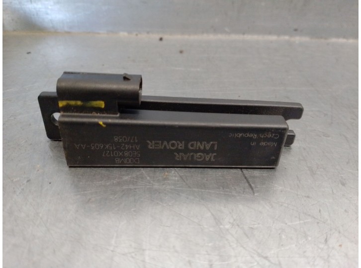 Recambio de antena para jaguar xe (x760) 2.0 d referencia OEM IAM AH4215K603AA 