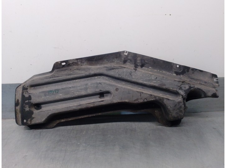 Recambio de cubrecarter para bmw serie 7 (e65/e66) 3.0 turbodiesel cat referencia OEM IAM 51717041203 
