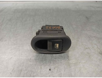 Recambio de mando elevalunas delantero izquierdo para citroën c2 furio referencia OEM IAM 96605364XT 