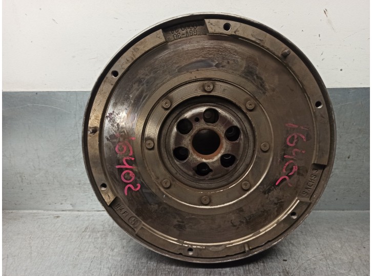 Recambio de volante motor para ford focus berlina (cap) 1.6 tdci cat referencia OEM IAM 3M516477CF 