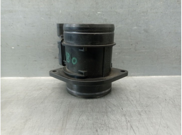 Recambio de caudalimetro para audi a3 sportback (8va, 8vf) 1.6 tdi referencia OEM IAM 04L906461B  5WK98102