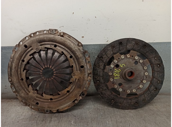 Recambio de kit embrague para peugeot 508 access referencia OEM IAM 205303 123047410 LUK