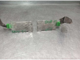 Recambio de piloto matricula para volvo s60 berlina 2.4 cat referencia OEM IAM 