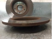 Recambio de disco freno trasero para ford focus berlina (cap) 2.0 cat referencia OEM IAM   