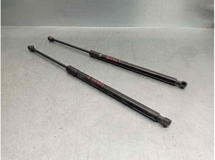 Replacement tailgate / trunk struts for Chevrolet Captiva 2.2 VCDi LT 2WD OEM IAM reference 95494360 