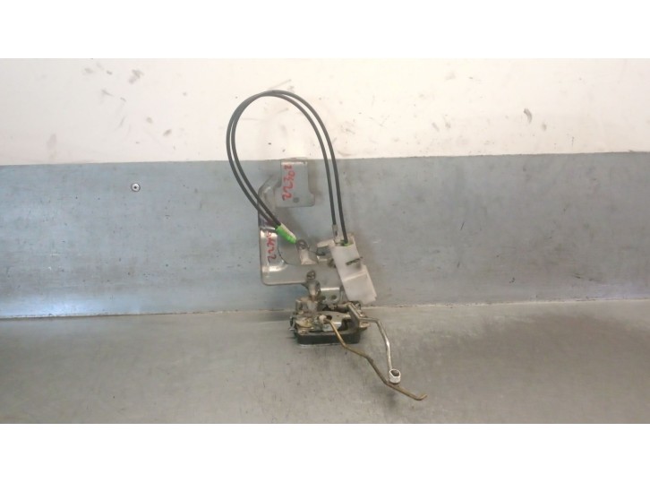 Recambio de cerradura puerta delantera izquierda para mitsubishi canter misubishi canter referencia OEM IAM 4M42  