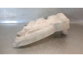 Replacement washer fluid reservoir for Mitsubishi Canter Mitsubishi Canter OEM IAM reference 4M42 