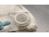 Recambio de deposito limpia para mitsubishi canter misubishi canter referencia OEM IAM 4M42  