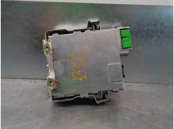 Recambio de modulo electronico para volvo v50 familiar 2.0 diesel cat referencia OEM IAM 8673256 2204355B AUTOLIV