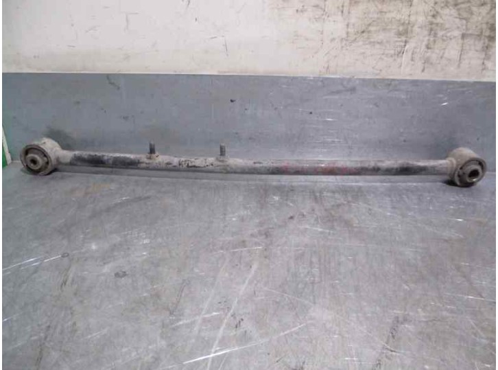 Recambio de brazo suspension inferior trasero izquierdo para kia carens 1.8 cat referencia OEM IAM   