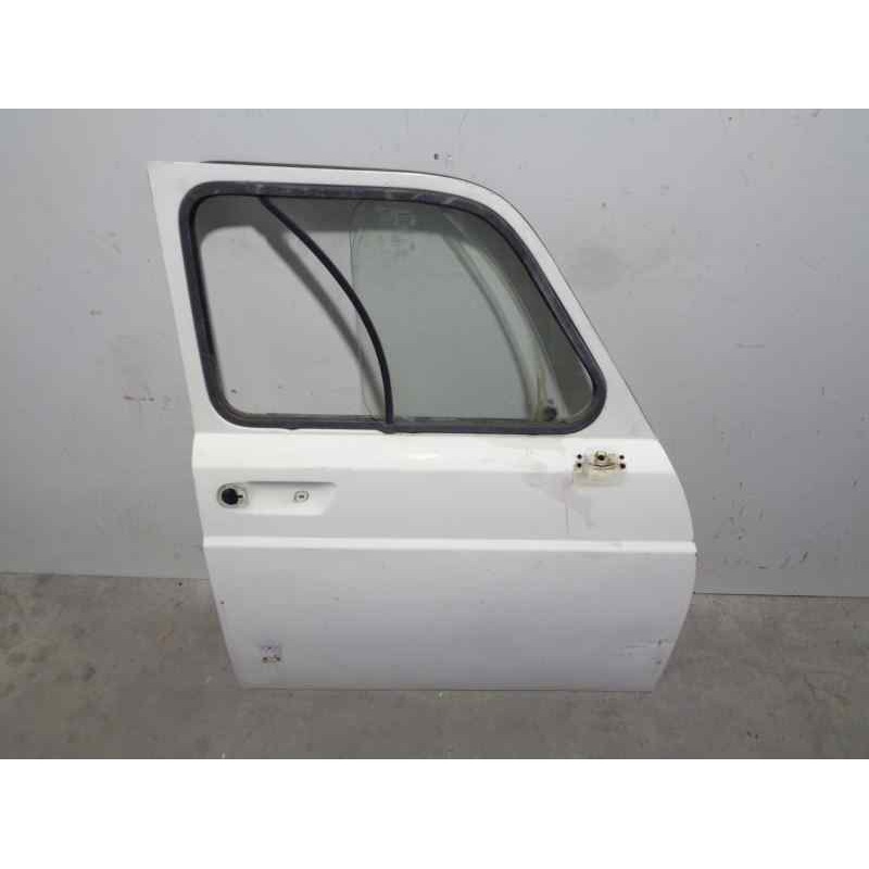 Recambio de puerta delantera derecha para renault 4 berlina/familiar/furgoneta 1.1 referencia OEM IAM  BLANCA 3 PUERTAS