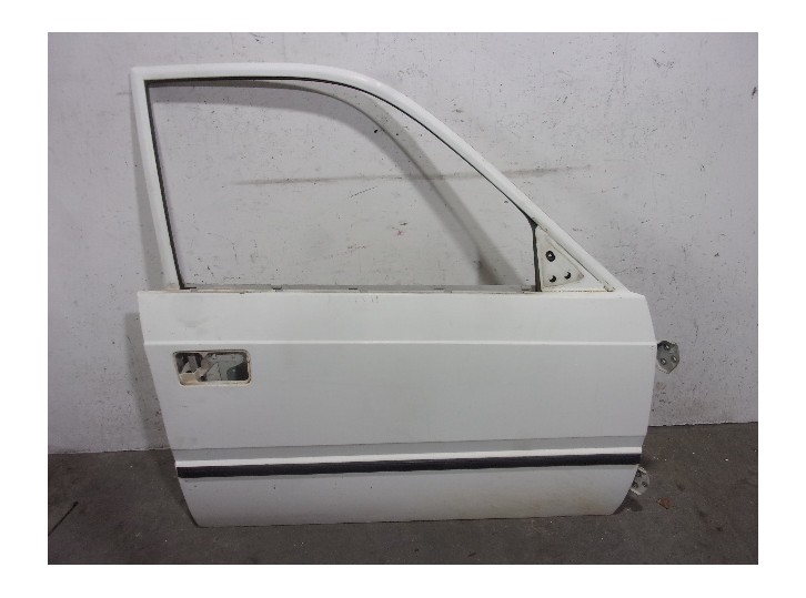 Recambio de puerta delantera derecha para tata telcoline tdi d/c4x4 referencia OEM IAM 283272200110 BLANCA 4 PUERTAS